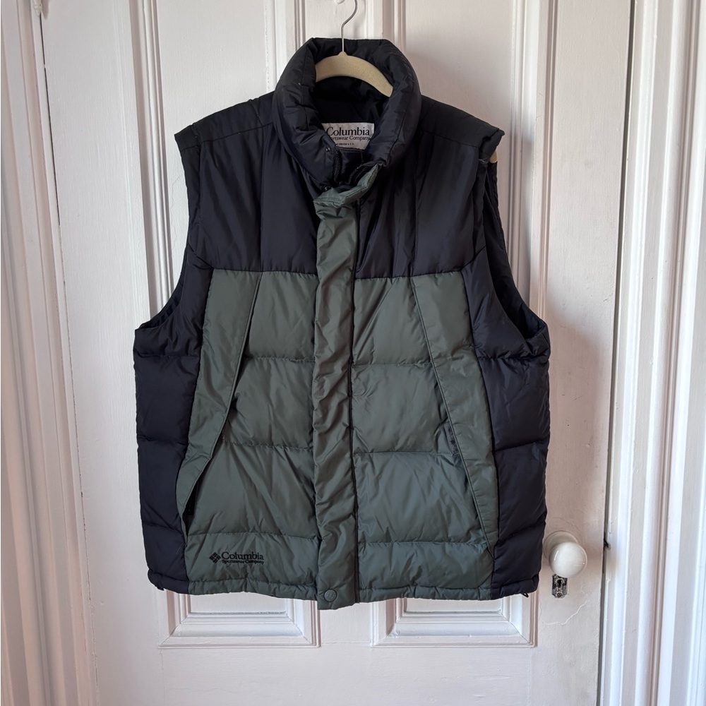 Y2K Columbia Sportswear Co. Down Sleeveless Puffer Vest Black/Green Size Large